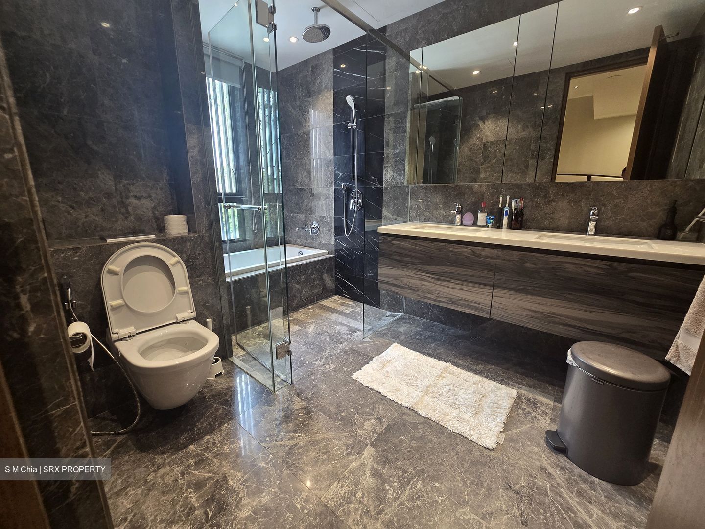 Kismis Residence (D21), Terrace #584756881